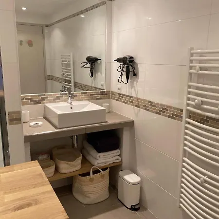 Mini Villa,, 700 M De La A Pieds Σπίτι διακοπών Pinarellu