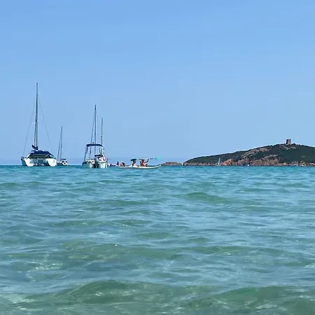 Casa de Férias Mini Villa,, 700 M De La à Pieds