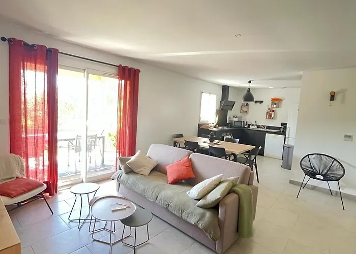 Mini Villa,, 700 M De La A Pieds 펜션