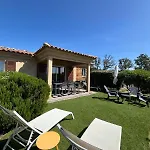 Holiday home Mini Villa,, 700 M De La A Pieds