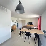 Holiday home Mini Villa,, 700 M De La A Pieds
