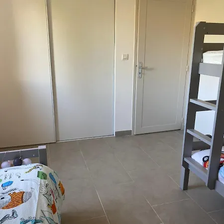 Mini Villa,, 700 M De La A Pieds *