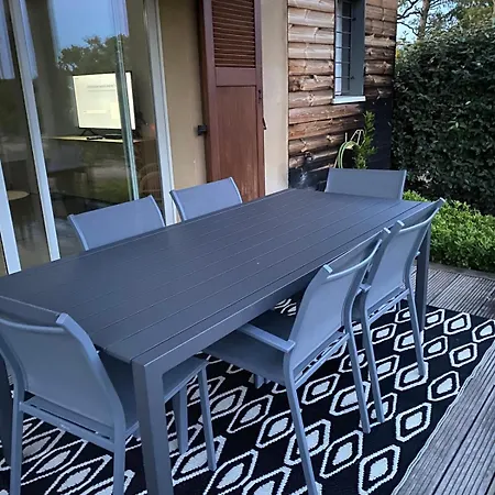 Mini Villa,, 700 M De La A Pieds Сasa de vacaciones *