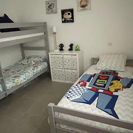 Mini Villa,, 700 M De La A Pieds