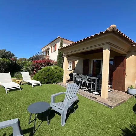 Ferienhaus Mini Villa,, 700 M De La A Pieds Pinarellu