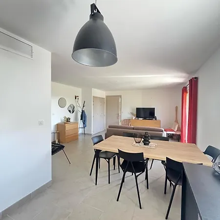 Ferienhaus Mini Villa,, 700 M De La A Pieds